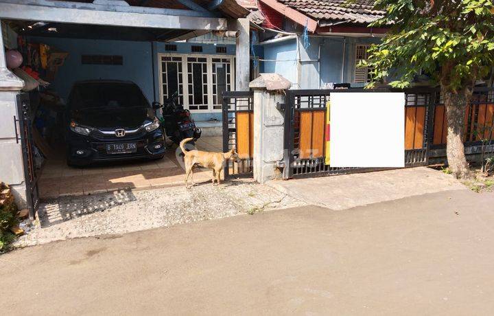 RUMAH  DI TAMAN DEPOK PERMAI