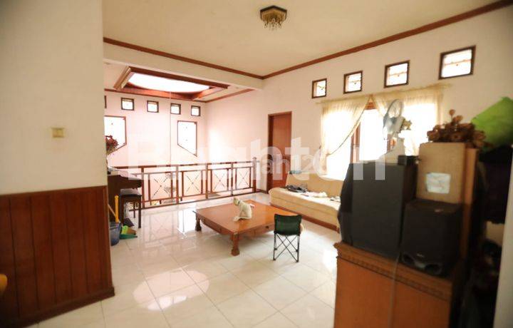 RUMAH MEWAH DI KAWASAN ELITE DEPOK GEMA PESONA ESTATE
