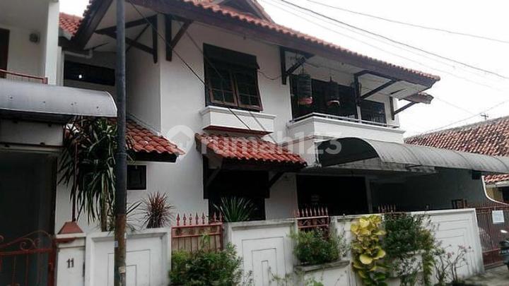 Komplek PJKA Rawamangun/belakang lapangan Golf Komplek PJKA Rawamangun/belakang lapangan Golf