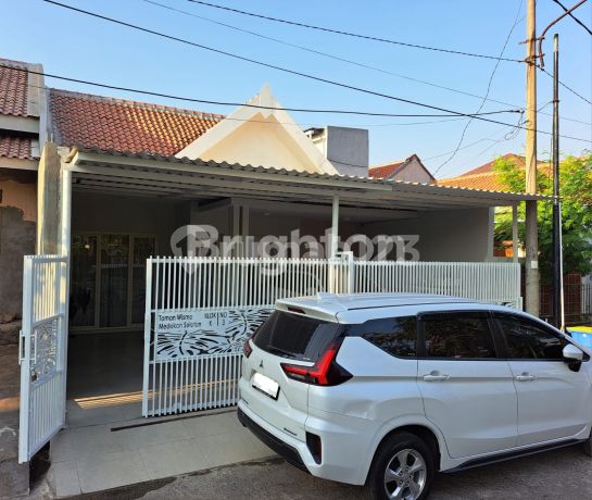 RUMAH DI JL WISMA MEDOKAN SURABAYA