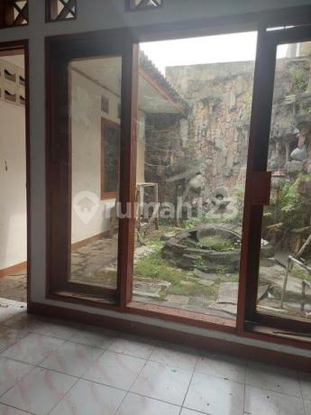 For Sale Sinar Kompas Utama House, Area 176 M2, Freehold Title, Mortgage Available, 5 Minutes to Station, South Tambun Bekasi. For Sale Sinar Kompas Utama House, Area 176 M2, Freehold Title, Mortgage Available, 5 Minutes to Station, South Tambun Bekasi.