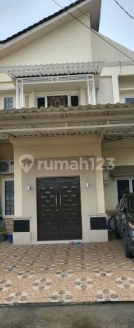 Dijual Rumah 2 Lantai Semi Furnished di Permata Icon Tangerang oys138 Dijual Rumah 2 Lantai Semi Furnished di Permata Icon Tangerang oys138
