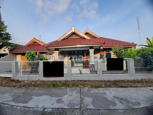 Rumah Timur Perumahan Casa Grande Jogja