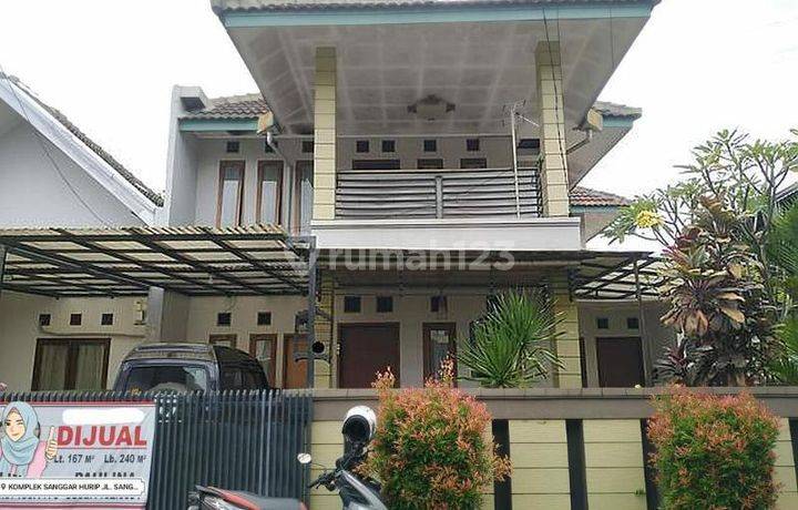 Rumah nyaman terawat di Komplek Taman Puspa Indah Buahbatu Bandung