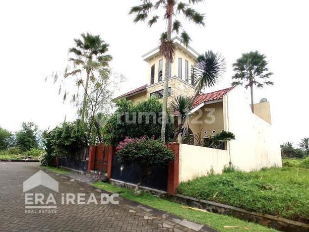 House with Mountain and Rice Field View in Graha Candi Soba Salatiga
