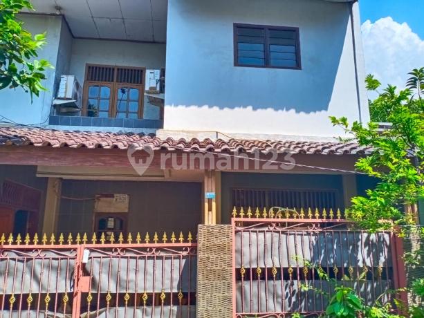 Rumah 2 Kavling Jadi Satu Di Benua Indah Tangerang