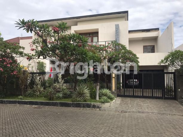 Rumah 2LT Villa Westwood Pakuwon City Dekat Kertajaya Surabaya Rumah 2LT Villa Westwood Pakuwon City Dekat Kertajaya Surabaya