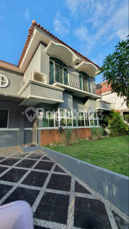 Rumah 2 unit jadi 1 di Villa Bukit Indah Rumah 2 unit jadi 1 di Villa Bukit Indah