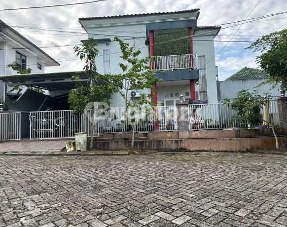 BEAUTIFUL 2-STORY HOUSE IN SEPINGGAN PRATAMA HOUSING ESTATE, BALIKPAPAN