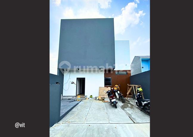 Rumah Taman SImpruk Yang Aman Dan Tenang Di Lippo Cikarang Rumah Taman SImpruk Yang Aman Dan Tenang Di Lippo Cikarang