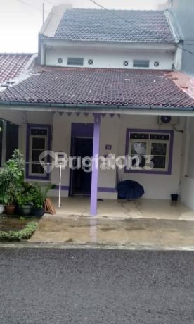 Rumah Cantik Lingkungan Asri Cluster Taman Besakih Sentul