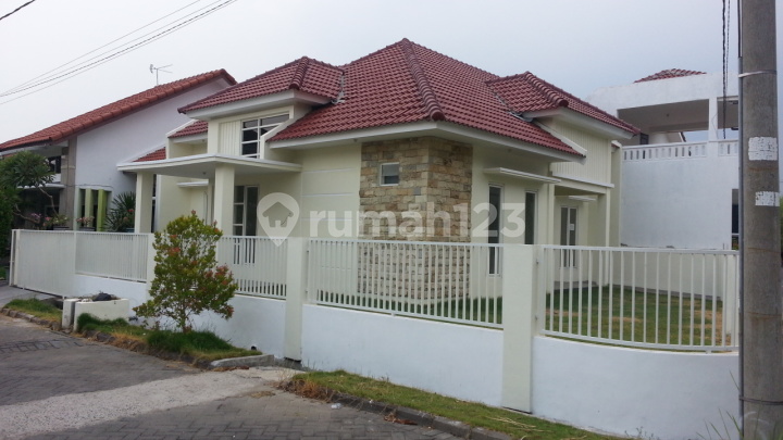 Baru Gres Minimalis Juanda Regency