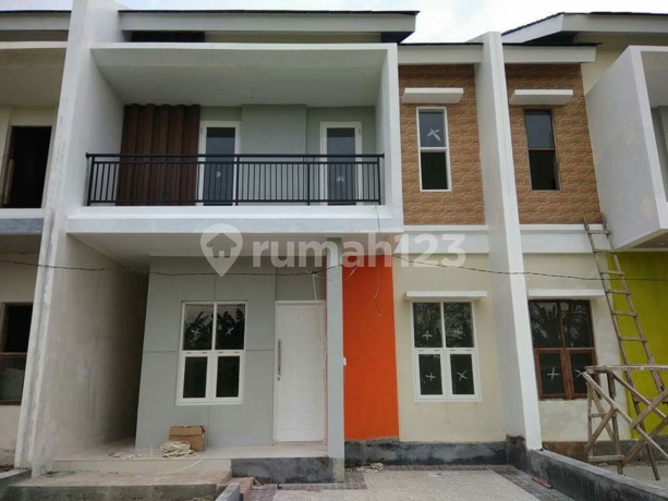 Cluster Golden Galaxy Inn Rumah cantik dua lantai Free Kanopi AC Kitchen Set