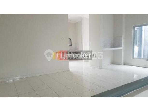 Rumah Bagus di Kanguru Utara Raya Semarang Rumah Bagus di Kanguru Utara Raya Semarang