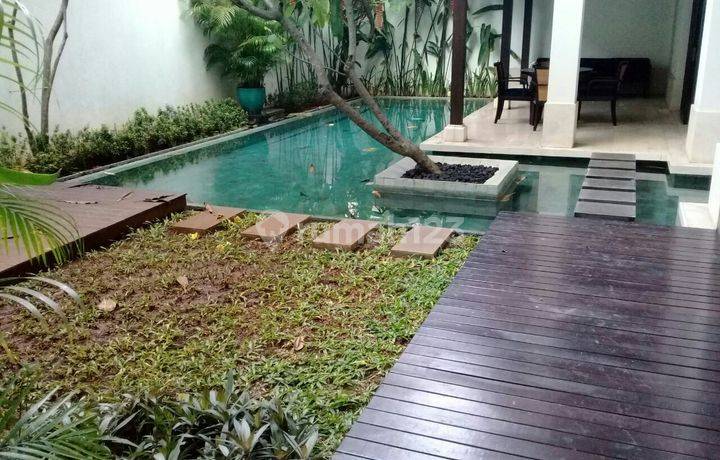 Luxury townhouse at kemang