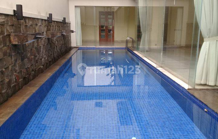 Luxury townhouse at kemang