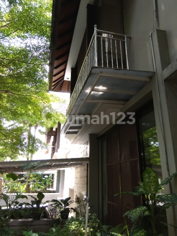 Rumah Mewah Dalam Perumahan Hyarta Residence jl Palagan Sebelah Hotel Hyatt Rumah Mewah Dalam Perumahan Hyarta Residence jl Palagan Sebelah Hotel Hyatt