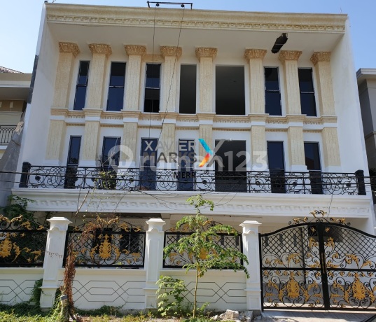 Rumah Classic Darmo Hill Golf View Rumah Classic Darmo Hill Golf View