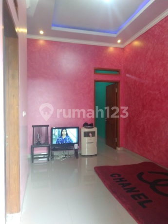 Ready-to-Occupy House in Dirgantara, Gempol