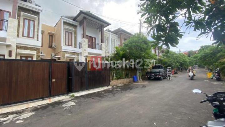 Beautiful Modern Design House at Royal Garden Residence Benoa