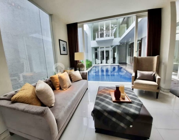 Luxury Complex Asri Riverside Blimbing House