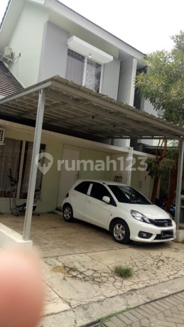 Minimalist house in Serpong Jaya cluster, a step away to BSD. Minimalist house in Serpong Jaya cluster, a step away to BSD.
