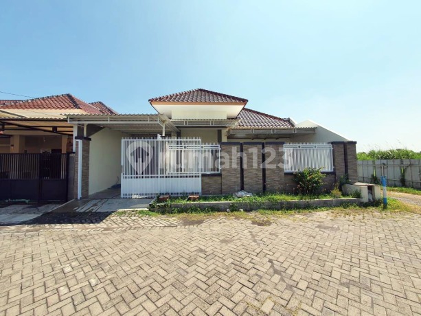 Rumah di Nirwana Regency, Baru Gress, Minimalis, Row Jalan Lebar, Siap Huni - TAN -