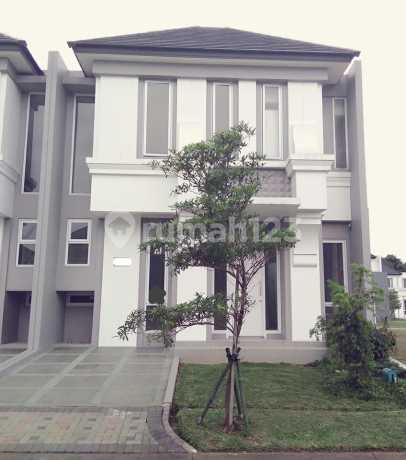 Rumah di Vivacia Eminent Bsd Dekat Ice, Aeon Mall dan Quantis Club House