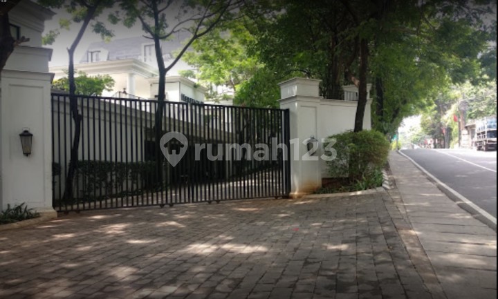 Rumah 4 Lantai Baru Semi Furnished SHM Heritage 58 Kemang Rumah 4 Lantai Baru Semi Furnished SHM Heritage 58 Kemang