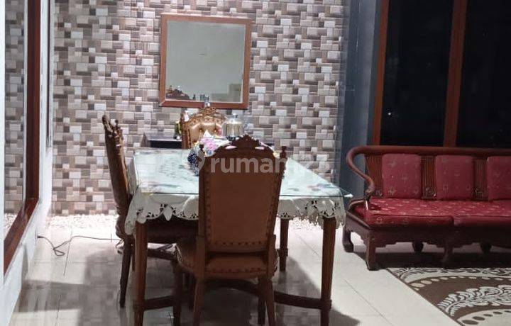Rumah 2 Lantai Sertifikat Hak Milik di Komplek Tangkas Permai, Jakarta Selatan
