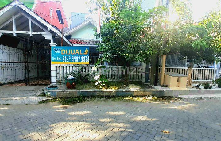 Rumah Dekat ITS dan Universitas Hangtuah di Bumi Marina Emas SHM 