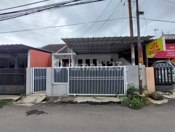 Rumah Terawat Super Nyaman di Cibaduyut Permai Rumah Terawat Super Nyaman di Cibaduyut Permai