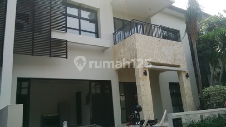 DIJUAL/DISEWAKAN THE VILLAS AT KEBAGUSAN PASAR MINGGU JAKARTA SELATAN  