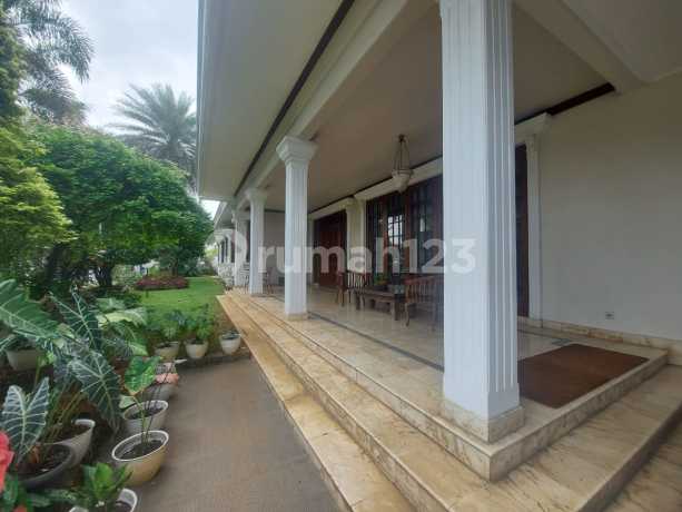 Pangkalan jati indah golf luas 1000 interor full jati