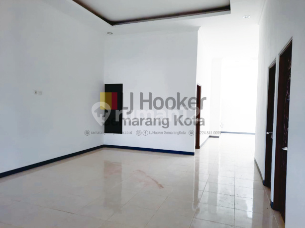 Rumah di griya arteri sari semarang