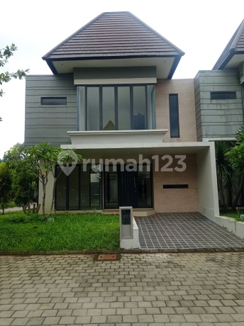 Dijual rumah 2 lantai di boulevard the amaya ungaran Dijual rumah 2 lantai di boulevard the amaya ungaran