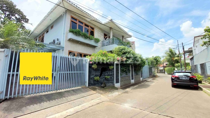 DIJUAL DI HARGA NJOP. Rumah di Kompleks Loka Indah, Pancoran, Jakarta Selatan DIJUAL DI HARGA NJOP. Rumah di Kompleks Loka Indah, Pancoran, Jakarta Selatan