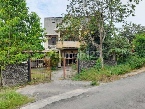 Kosan 24 Pintu Plus Tanah Bumi Serang Damai