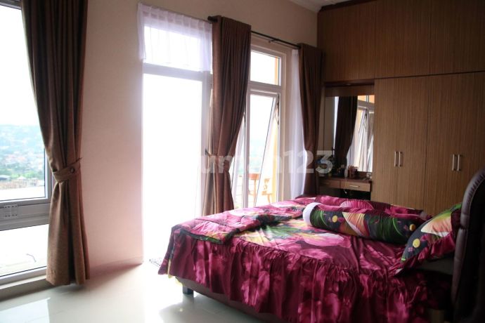 Rumah di Bukit Wahid Regency