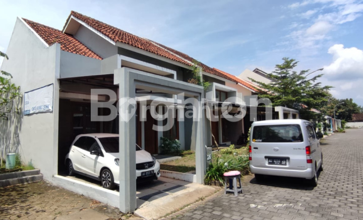 RUMAH ALEXANDRIA PERMATA RAYA GAJAHAN SIAP HUNI AMAN ONE GATE SYSTEM RUMAH ALEXANDRIA PERMATA RAYA GAJAHAN SIAP HUNI AMAN ONE GATE SYSTEM