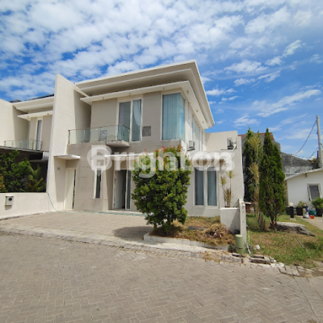 RUMAH SATELIT UTARA (PERUM DE VICTORY) DEKAT SUPER INDO SATELIT. LOKASI STRATEGIS. FULL FURNISHED . MURAH