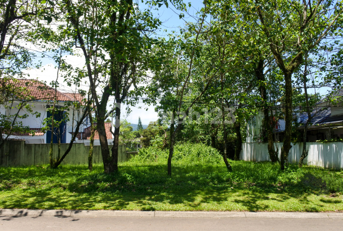 Kavling | Lokasi Strategis | View Gunung Pancar | Cluster Imperial Golf, Jl. Puri Pangeran No. 106 - Sentul City