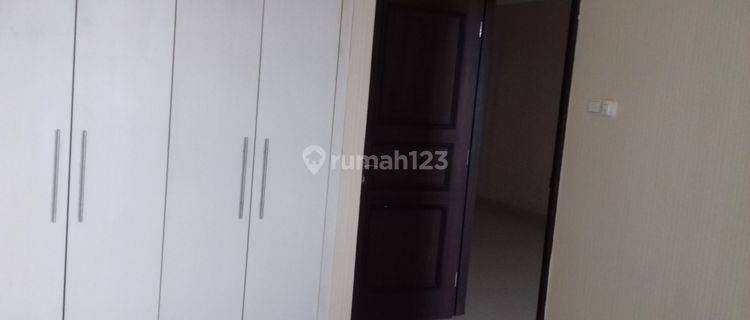 apartemen Belezza 1 BR semifurnished 1