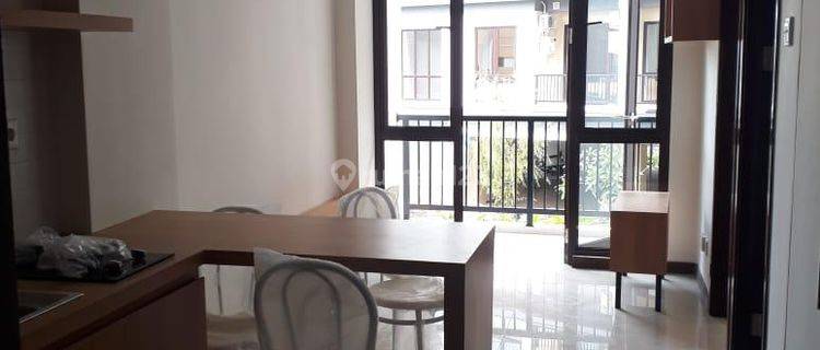 apartemen Assatti Vanya Park BSDCity view kolam renang 1