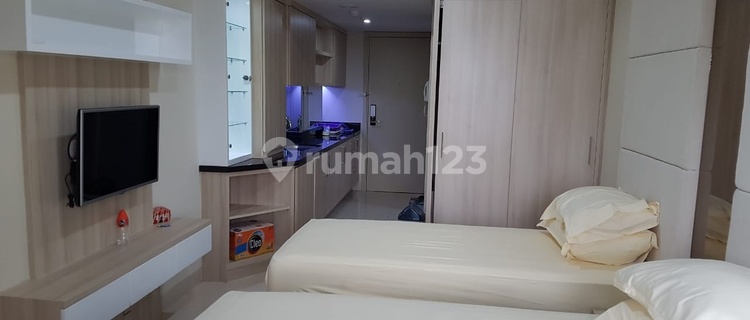 2 Apartemen type studio connecting 1
