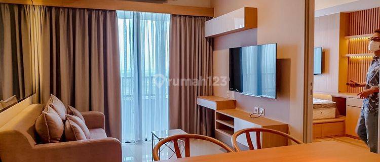 BRAND NEW !!! Apartemen Orange County Tower Newport 2bedroom dengan Bathup 1