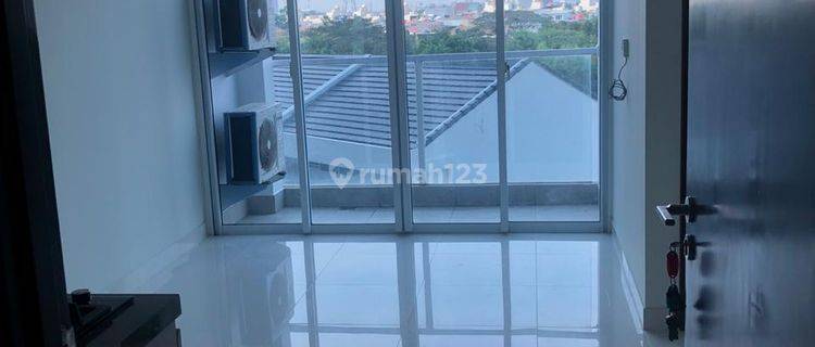 Hunian 2 Br Sf Lt Tinggi Puri Mansion Apartemen 1