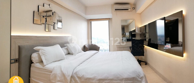 Luise Kiene Simpang 5 Apartment 1