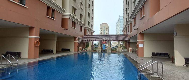 Apartemen mediterania gajah mada 1