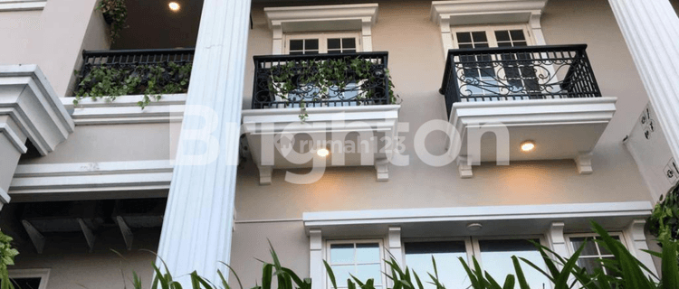 Apartment Semi Furnished Grande Waterplace Residence Surabaya 1